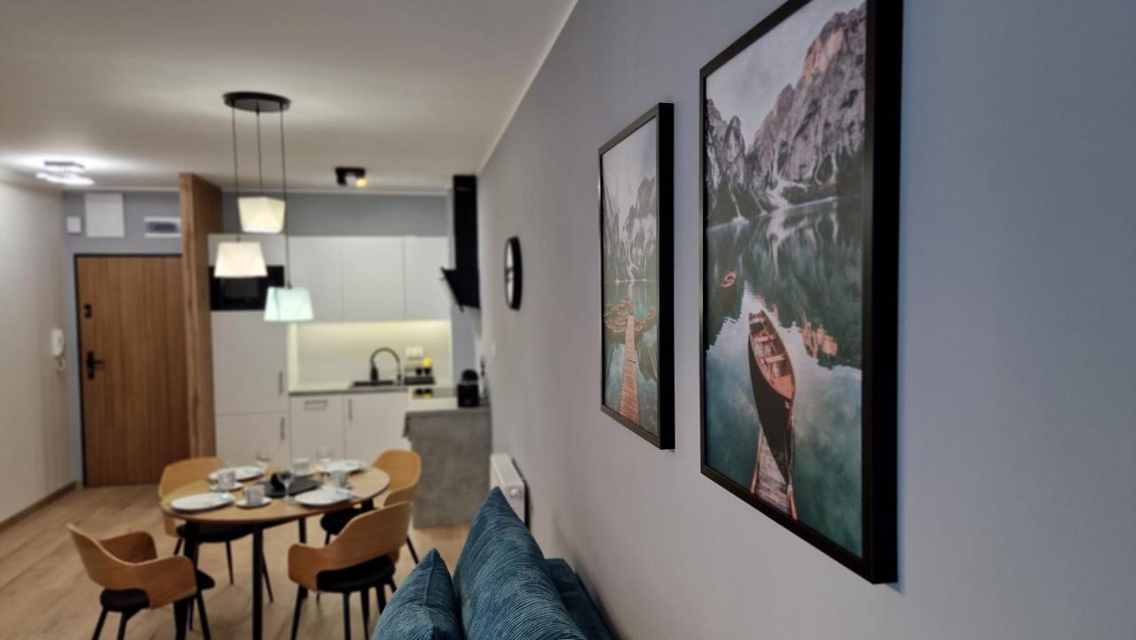 Apartment Iii
